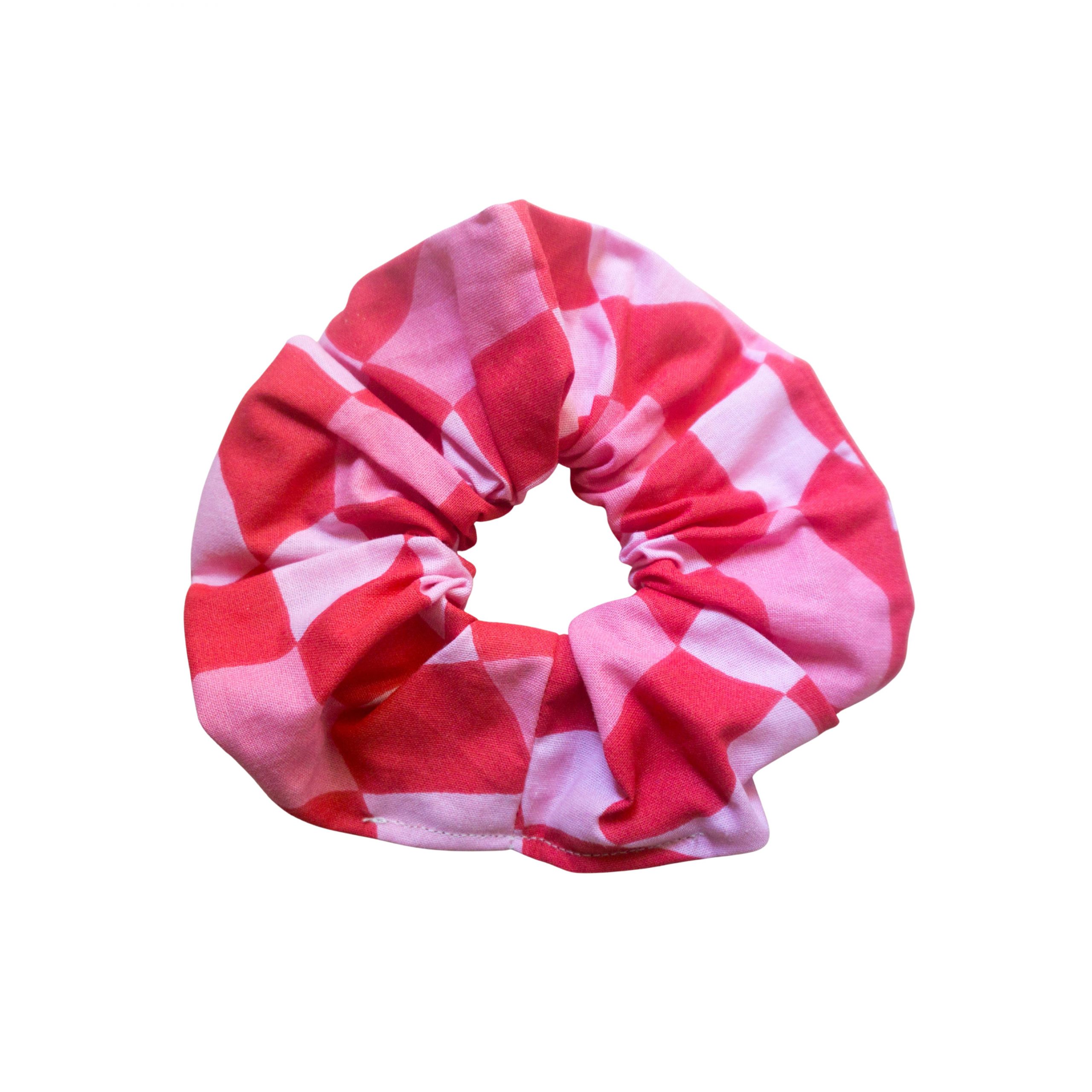 BIJOUX ET ACCESSOIRES FAITS MAIN (33) Chouchous tissu - rose et rouge motifs coeurs